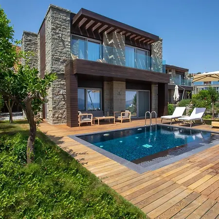 Mett & Üdülőközpont 5*