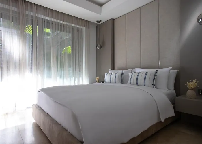 Mett & Αλικαρνασσός